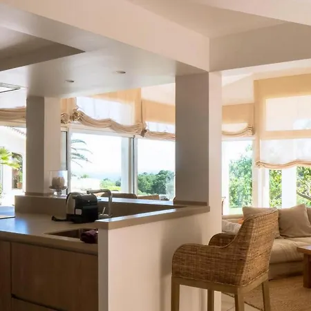 Belle Maison Avec Vue Pensión Bidart